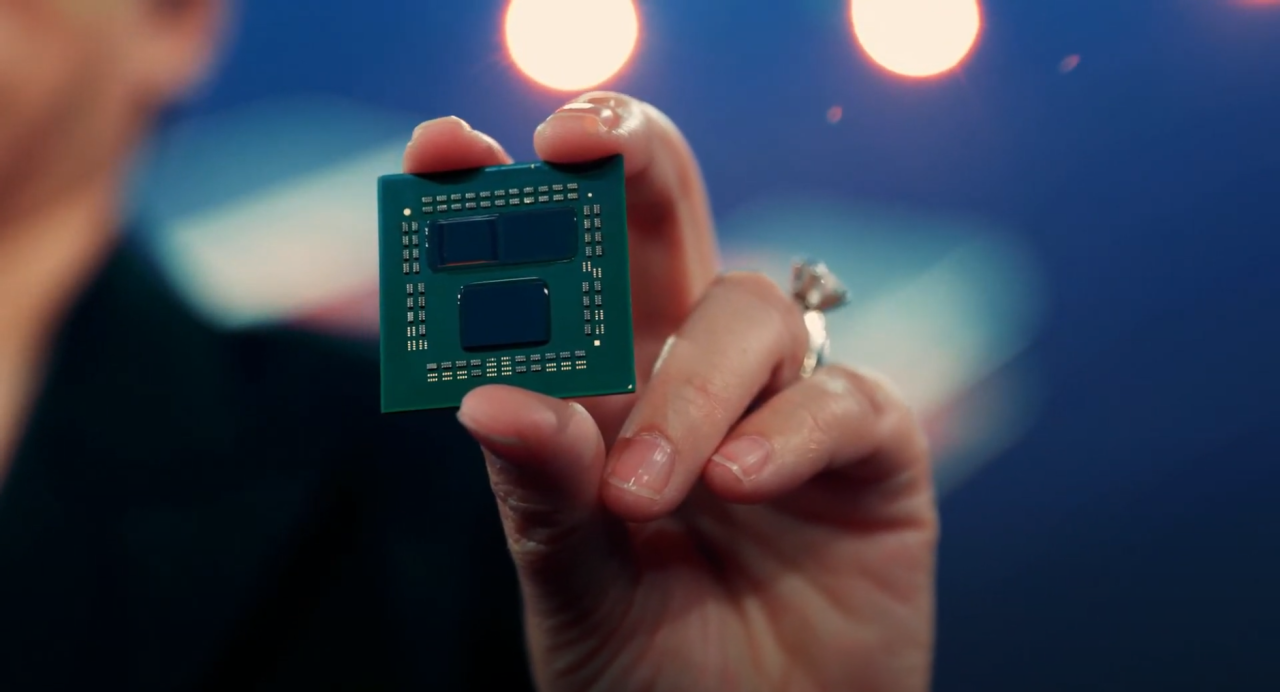 AMD: "Zen 3 med 3D V-Cache redo att möta Intel Alder Lake"