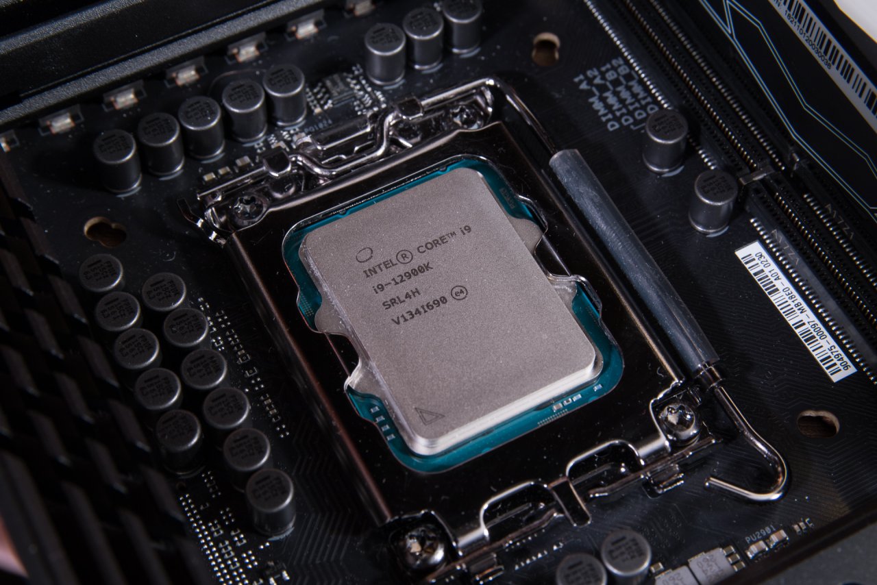 I telai di montaggio Intel “Alder Lake” abbassano la temperatura di 10 gradi