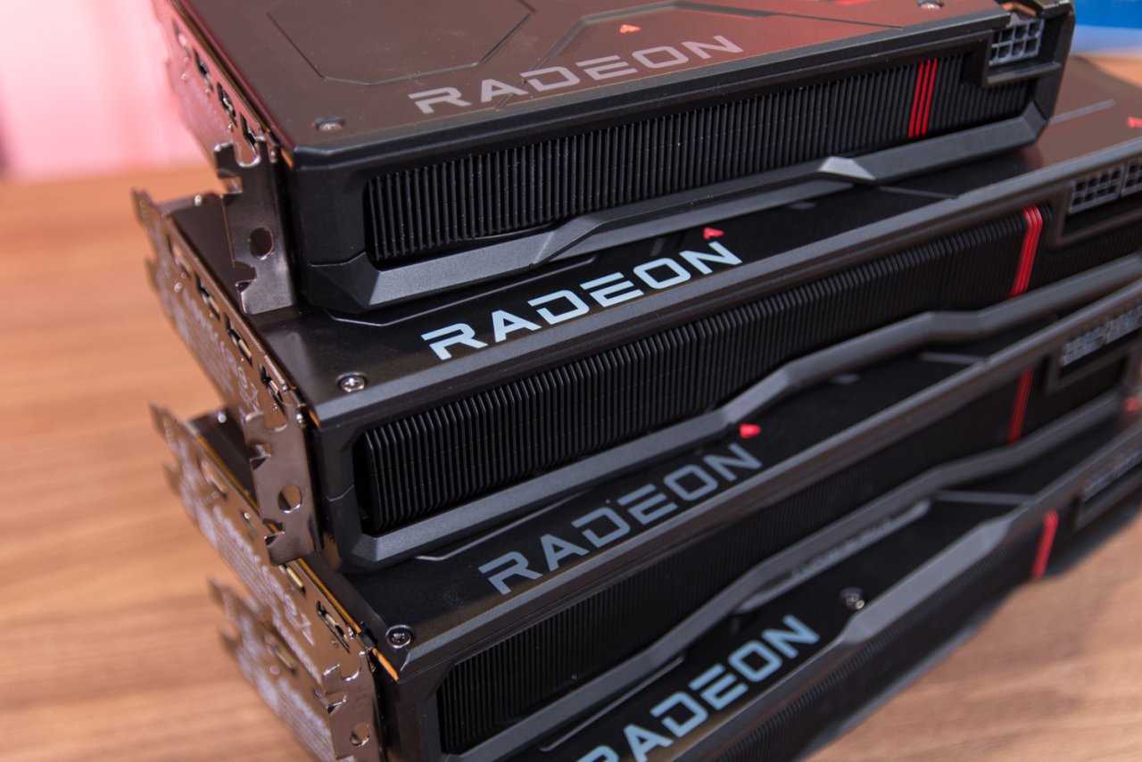 Radeon RX 7800 XT e RX 7700 XT in Svezia
