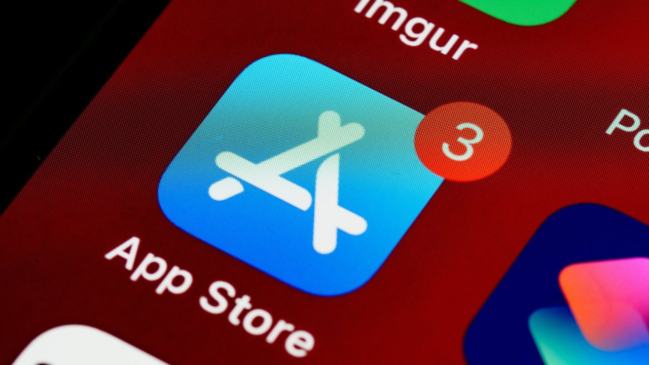 EU users will soon be able to download iOS apps from the web